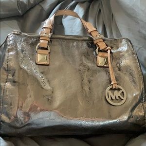 Micheal kors holographic bag